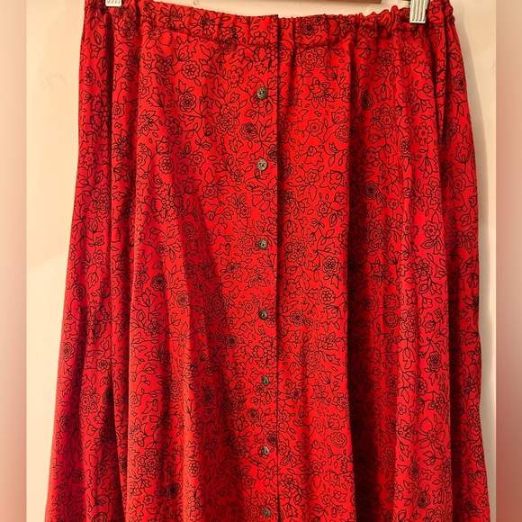 Red unbranded Button down Midi Skirt S-M - Picture 2 of 6